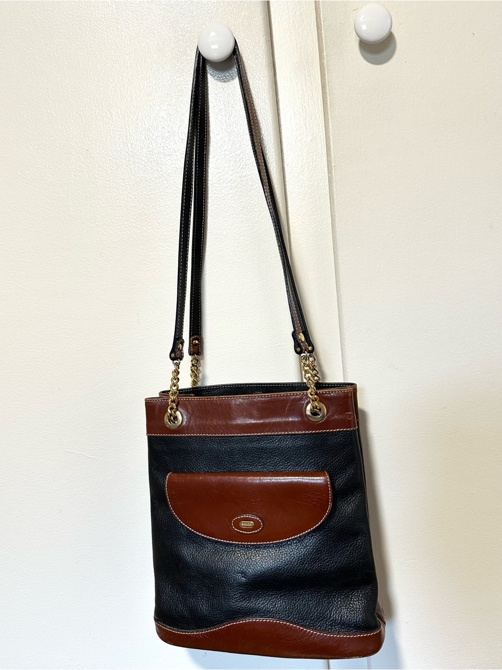 Bally Vintage Black/Brown Leather Shoulder Bag